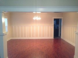 Beautiful Single Family House! in Los Angeles, CA (Photo 9 of 11)