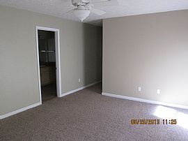 Beautiful 3br,2ba Brick Home in a Great North Columbus Location in Columbus, GA (Photo 6 of 8)