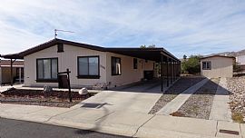 Beautiful Home! in Laughlin, NV (Photo 2 of 11)