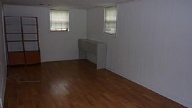 Prime Northbrook Location!! Sunny and Bright Well Maintained in Northbrook, IL (Photo 7 of 8)