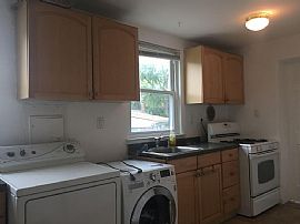 2 Bed , Close to Highway and Shopping Center in Coventry, RI (Photo 7 of 7)