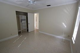 3 Bed, 2.5 Bath, 1128 Sqft, $1,200 in Boynton Beach, FL (Photo 6 of 12)