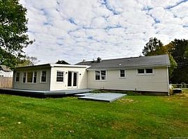 Looking For An Adorable Home Within Walking Distance to Town An in Old Saybrook, CT (Photo 9 of 9)