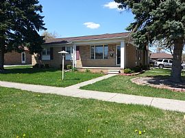 Beautiful Home in Quiet Neighborhood in Westland, MI (Photo 12 of 12)