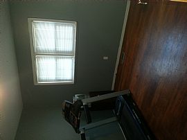 Beautiful Home in Quiet Neighborhood in Westland, MI (Photo 9 of 12)