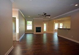 4 Bedroom House in Bentonville, AR (Photo 2 of 6)