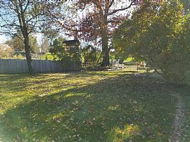 Very Nice 3 Bedroom Ranch Home with Attached 1 Stall Garage in Wisconsin Rapids, WI (Photo 8 of 8)