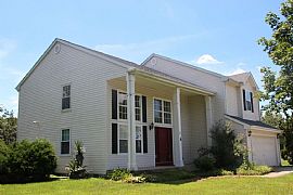 4 Bedroom House in Dover, DE (Photo 2 of 9)