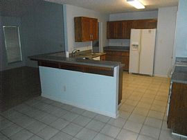 Beautiful All in 1 Home in Hinesville, GA (Photo 4 of 8)