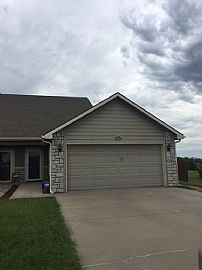 Beautiful  3 Bed Home in Junction City, KS