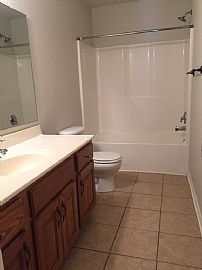 Beautiful  3 Bed Home in Junction City, KS (Photo 5 of 7)