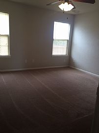 Beautiful  3 Bed Home in Junction City, KS (Photo 6 of 7)