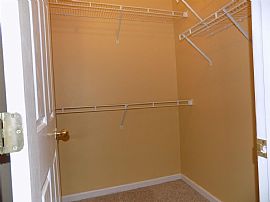 Beautiful Spacious Home in Lexington, KY (Photo 6 of 6)