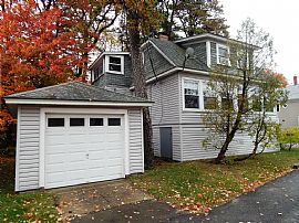 Beautiful  3 Bed Home in Old Orchard Beach, ME (Photo 2 of 4)