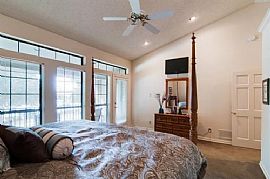 Cool Gated Community Home in Dallas, TX (Photo 9 of 11)