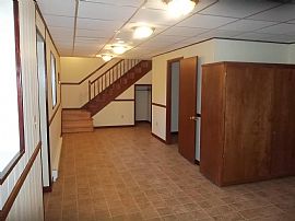 Very Well Maintained Classic Rancher in Berkeley Springs, WV (Photo 7 of 9)