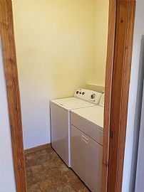 Lovely 3bedroom Home  in Bozeman, MT (Photo 5 of 8)