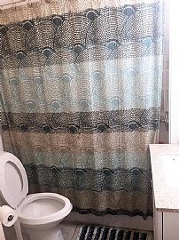 6 Bed, 1.5 Bath, 2000 Sqft, $1,500 in Boston, MA (Photo 9 of 9)