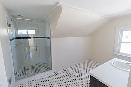 5 Bed, 3.5 Bath, 3598 Sqft, $2,250 in Boston, MA (Photo 7 of 11)