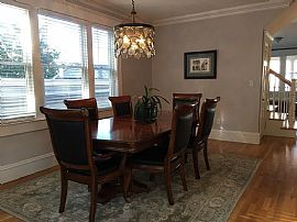 3 Bed, 1.5 Bath, 2000 Sqft, $3,500 in Boston, MA (Photo 10 of 12)