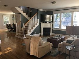 3 Bed, 1.5 Bath, 2000 Sqft, $3,500 in Boston, MA (Photo 3 of 12)