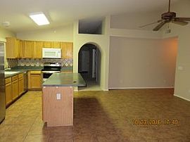 10207 E Buffaloberry Loop, Tucson, Az 85748 in Tucson, AZ (Photo 11 of 12)