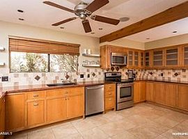 8926 N 87th Ct, Scottsdale, Az 85258 in Scottsdale, AZ (Photo 9 of 12)