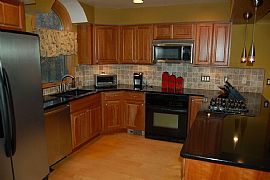 Beautiful Siingle Family Home  in Grantham, NH (Photo 2 of 9)