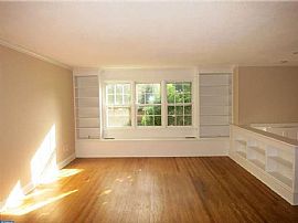 Beautiful 4bed Family Home  in Cherry Hill, NJ (Photo 2 of 6)