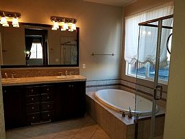 6bed Home on Dellwood Rd in Yonkers, NY (Photo 6 of 7)