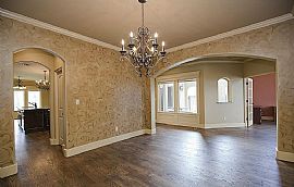 Beautiful 5bed Family Home in Broken Arrow, OK (Photo 3 of 9)