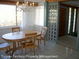 7035 N Skyway Dr, Tucson, Az 85718 in Tucson, AZ (Photo 4 of 12)