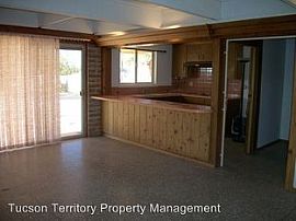 7035 N Skyway Dr, Tucson, Az 85718 in Tucson, AZ (Photo 8 of 12)