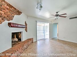 302 W Frier Dr, Phoenix, Az 85021 in Phoenix, AZ (Photo 10 of 12)