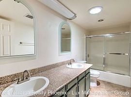 302 W Frier Dr, Phoenix, Az 85021 in Phoenix, AZ (Photo 7 of 12)