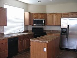 18638 W Mcneil St, Goodyear, Az 85338 in Goodyear, AZ (Photo 5 of 12)