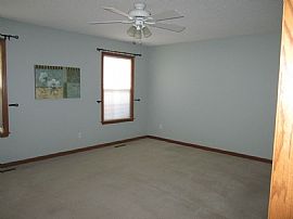 Comfortable Home in Bowman Woods on The Ne Side of Cedar Rapids in Cedar Rapids, IA (Photo 6 of 12)