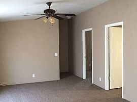 10055 Stardust Trl, Flagstaff, Az 86004 in Flagstaff, AZ (Photo 7 of 10)