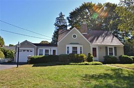 Story Book Cape in Desirable Country Club Plat. in Barrington, RI