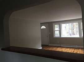  Single Family Home with 3 Bdrms, 2 Bath and Updated Eat in Plainville, MA (Photo 4 of 6)