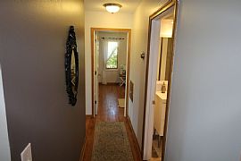 Peaceful, Private Setting 4 Beds 2 Baths in Saint Louis Park, MN (Photo 4 of 9)