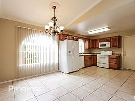 3451 W Baylor Ln, Chandler, Az 85226 in Chandler, AZ (Photo 4 of 10)