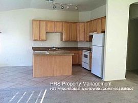 523 E Jasper Dr, Chandler, Az 85225 in Chandler, AZ (Photo 4 of 11)