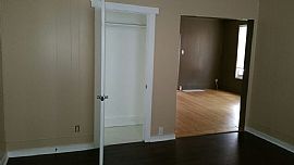 3 Beds 1 Bath 2,266 Sqft in Milwaukee, WI (Photo 3 of 11)