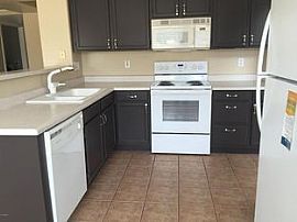 928 S Sailfish Dr, Gilbert, Az 85233 in Gilbert, AZ (Photo 2 of 8)