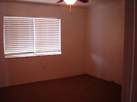 Oceanfront Beach Apartment in Satellite Beach, FL (Photo 7 of 9)