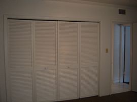 Oceanfront Beach Apartment in Satellite Beach, FL (Photo 8 of 9)