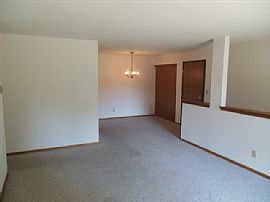 Sweet 1st Floor Condo Available - 2-Bedrooms + Den in Greenfield, WI (Photo 2 of 5)