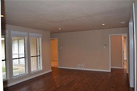 Fabulous 3bedroom and 2 Bath.Garland Isd School District in Rowlett, TX (Photo 5 of 11)