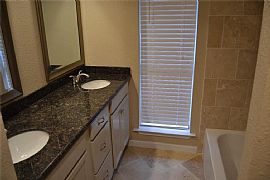 Fabulous 3bedroom and 2 Bath.Garland Isd School District in Rowlett, TX (Photo 9 of 11)